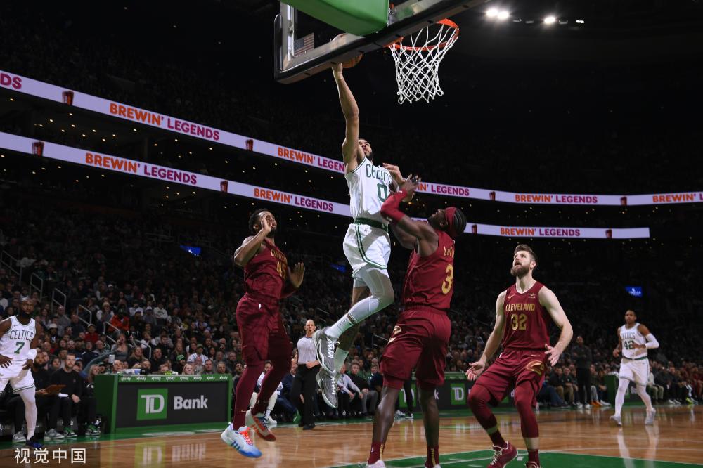 在防守端也 在防守端也