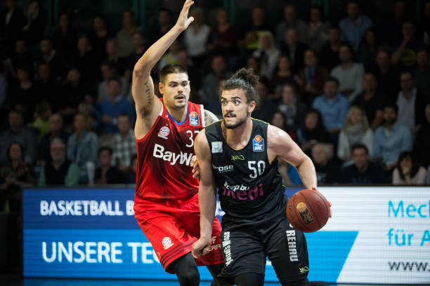 游球队的报 游球队的报