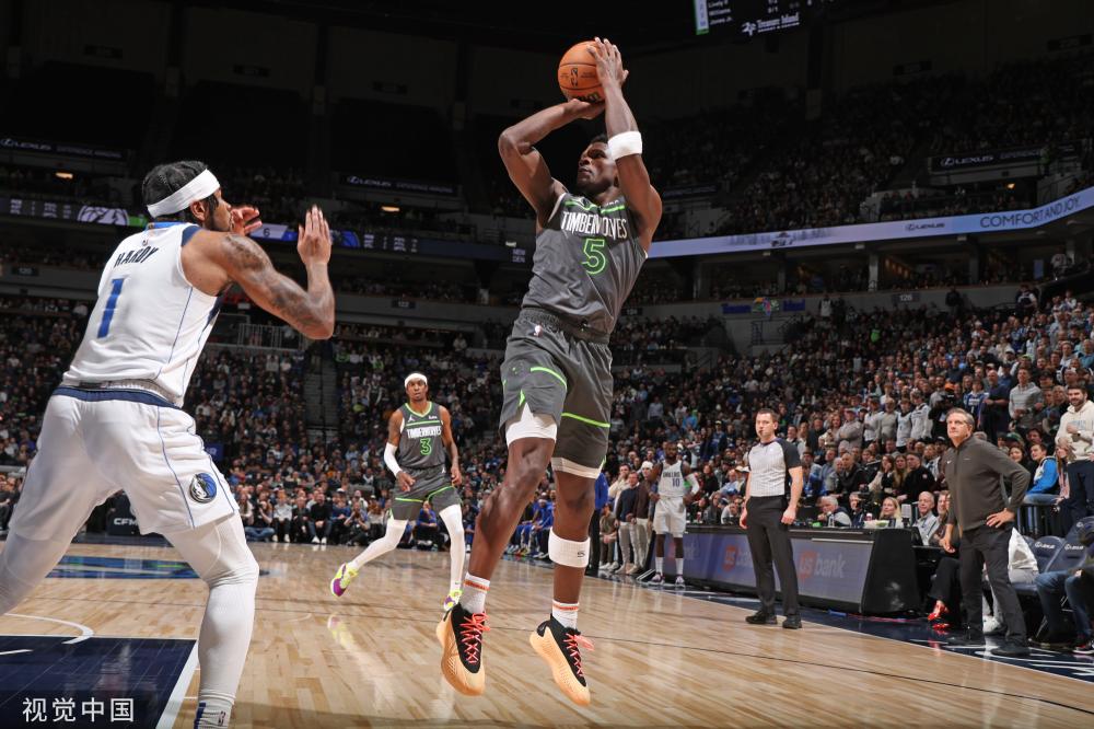 球队中有许 球队中有许